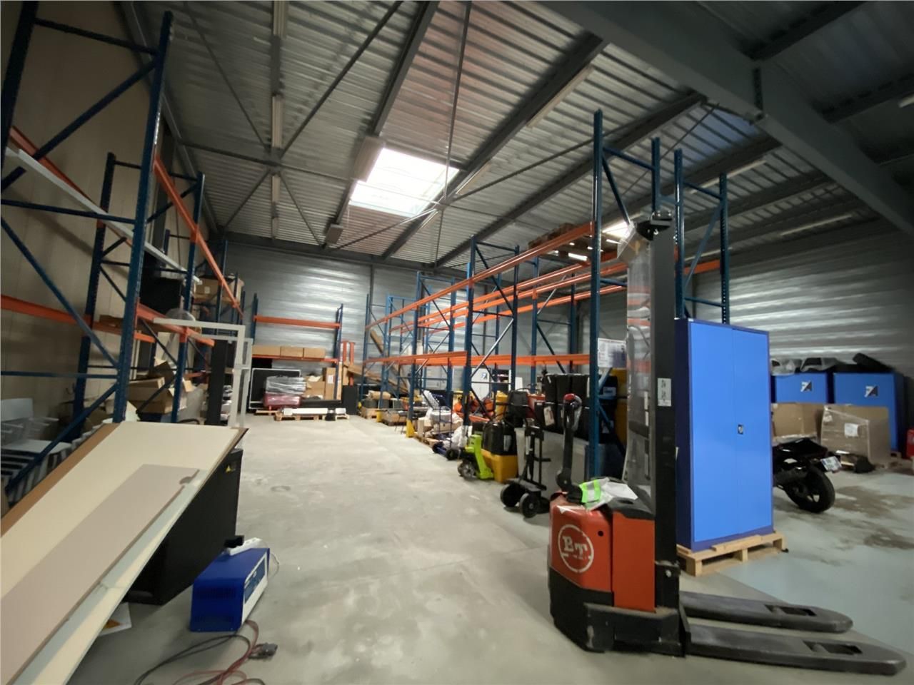 A VENDRE OU A LOUER - CBRE vous propose, sur la c