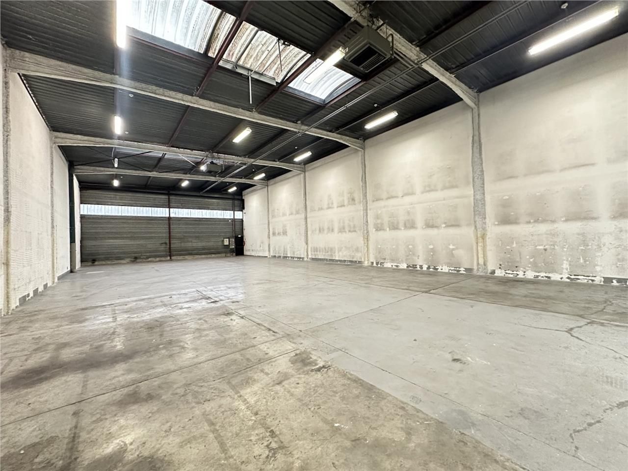 LOGISTIQUE URBAINE - CBRE vous propose à louer un