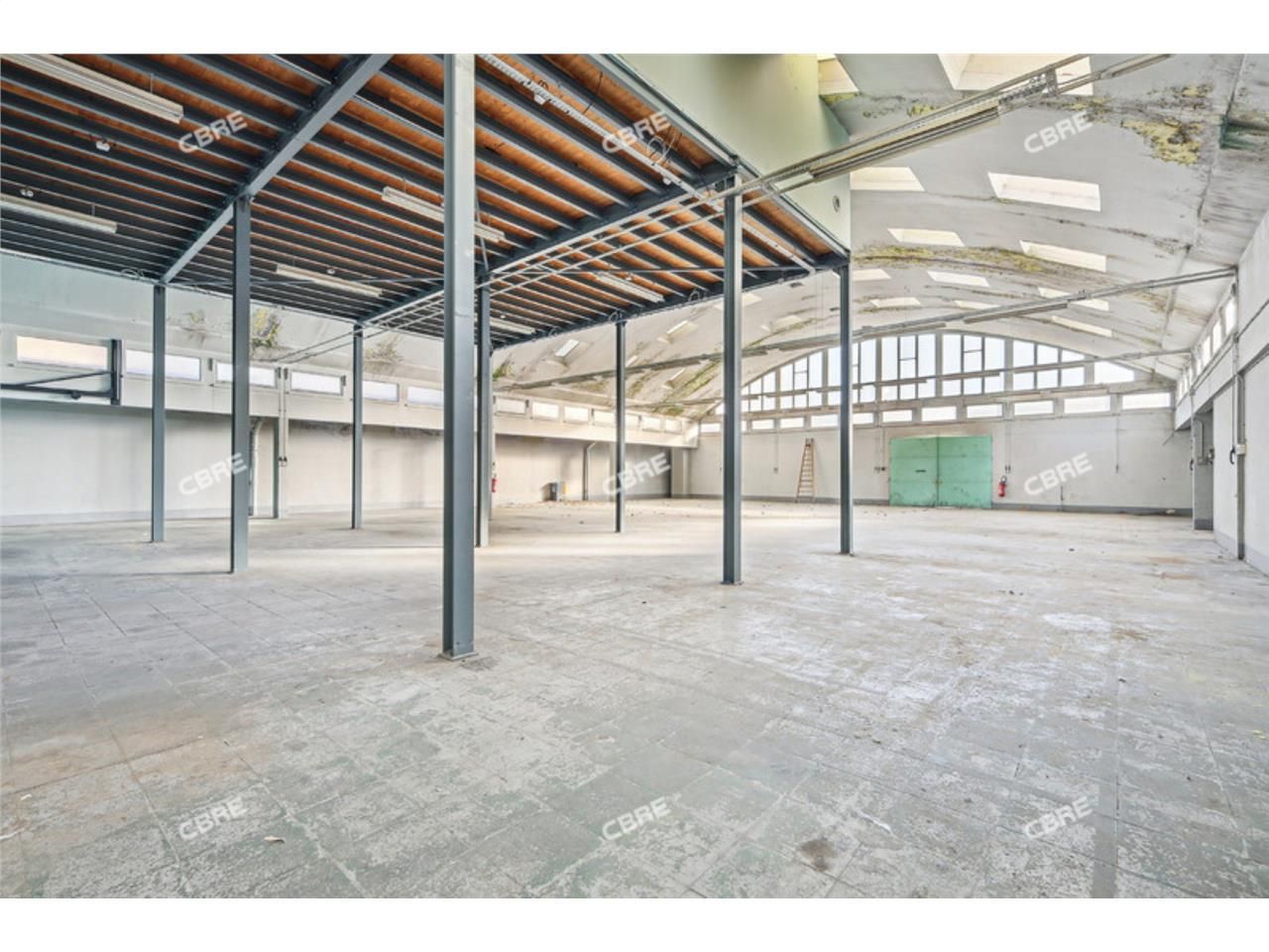 Rare sur le secteur ! CBRE vous propose à vendre 