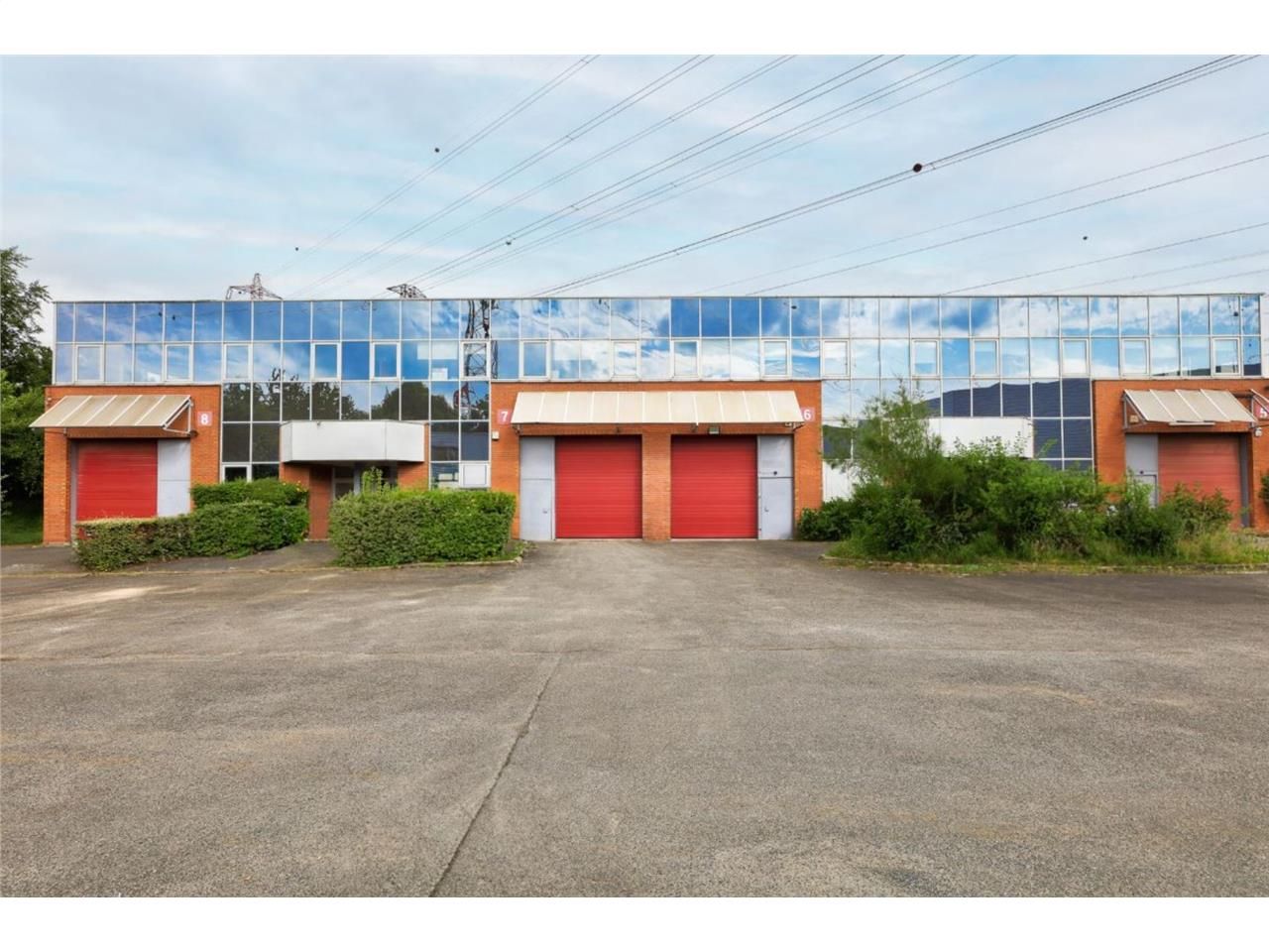 LOGISTIQUE URBAINE - CBRE vous propose à louer un