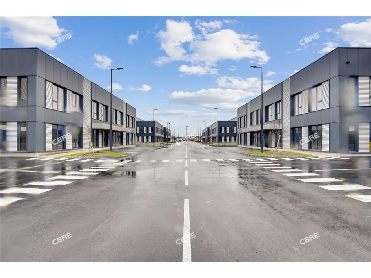 LOGISTIQUE URBAINE - CBRE vous propose à louer, d