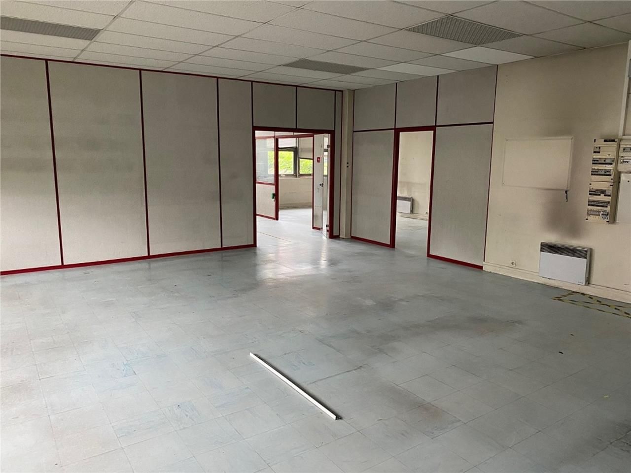 CBRE vous propose à louer un entrepôt/local d'act