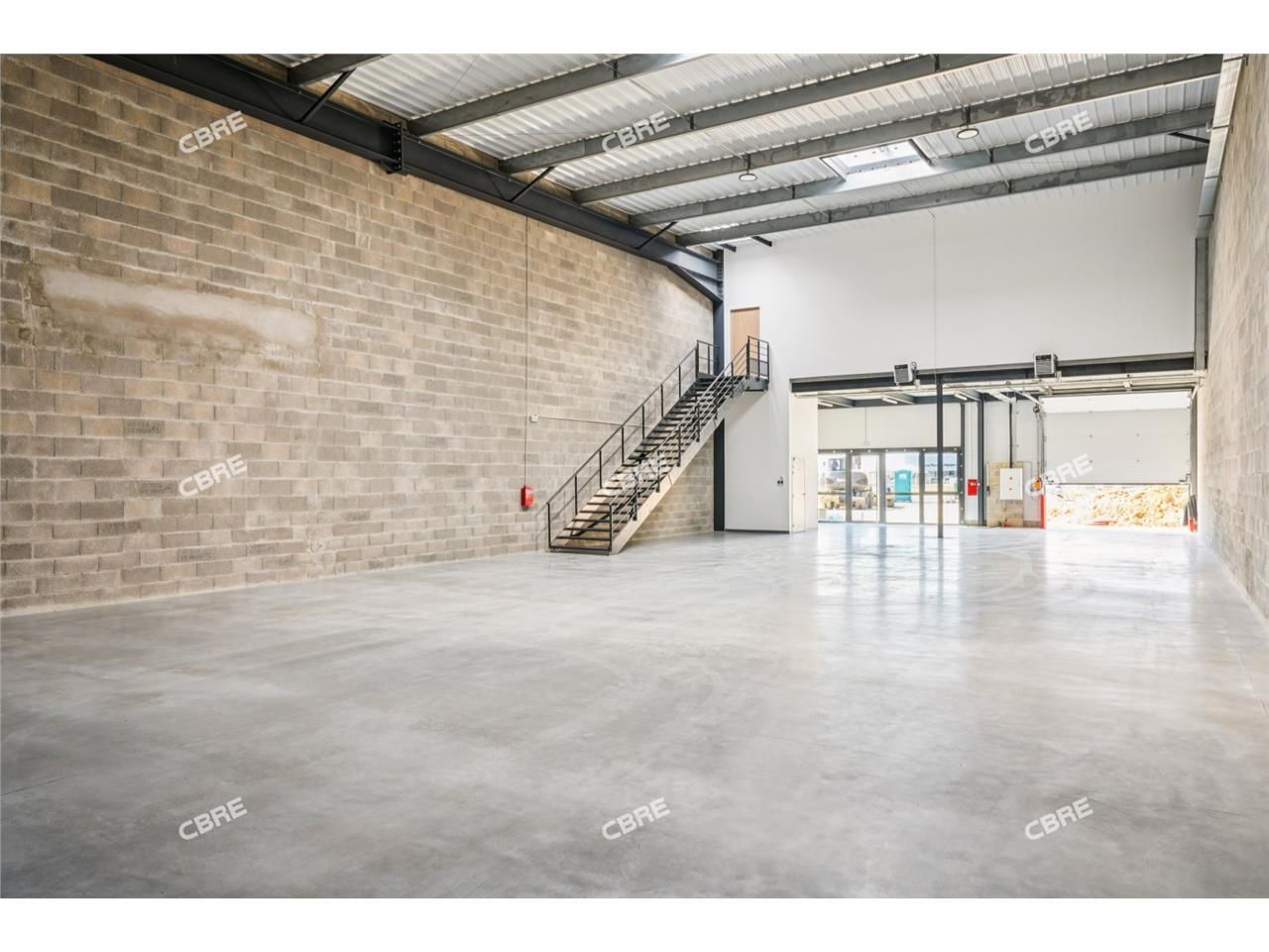 CBRE vous propose à louer en exclusivité des cell