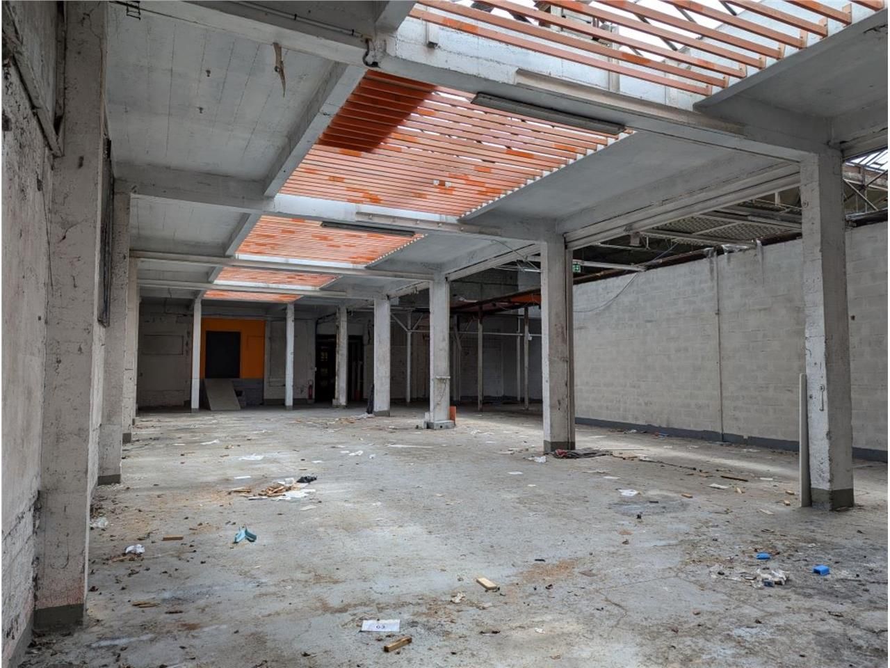 CBRE vous propose à vendre, un entrepôt/local d'a