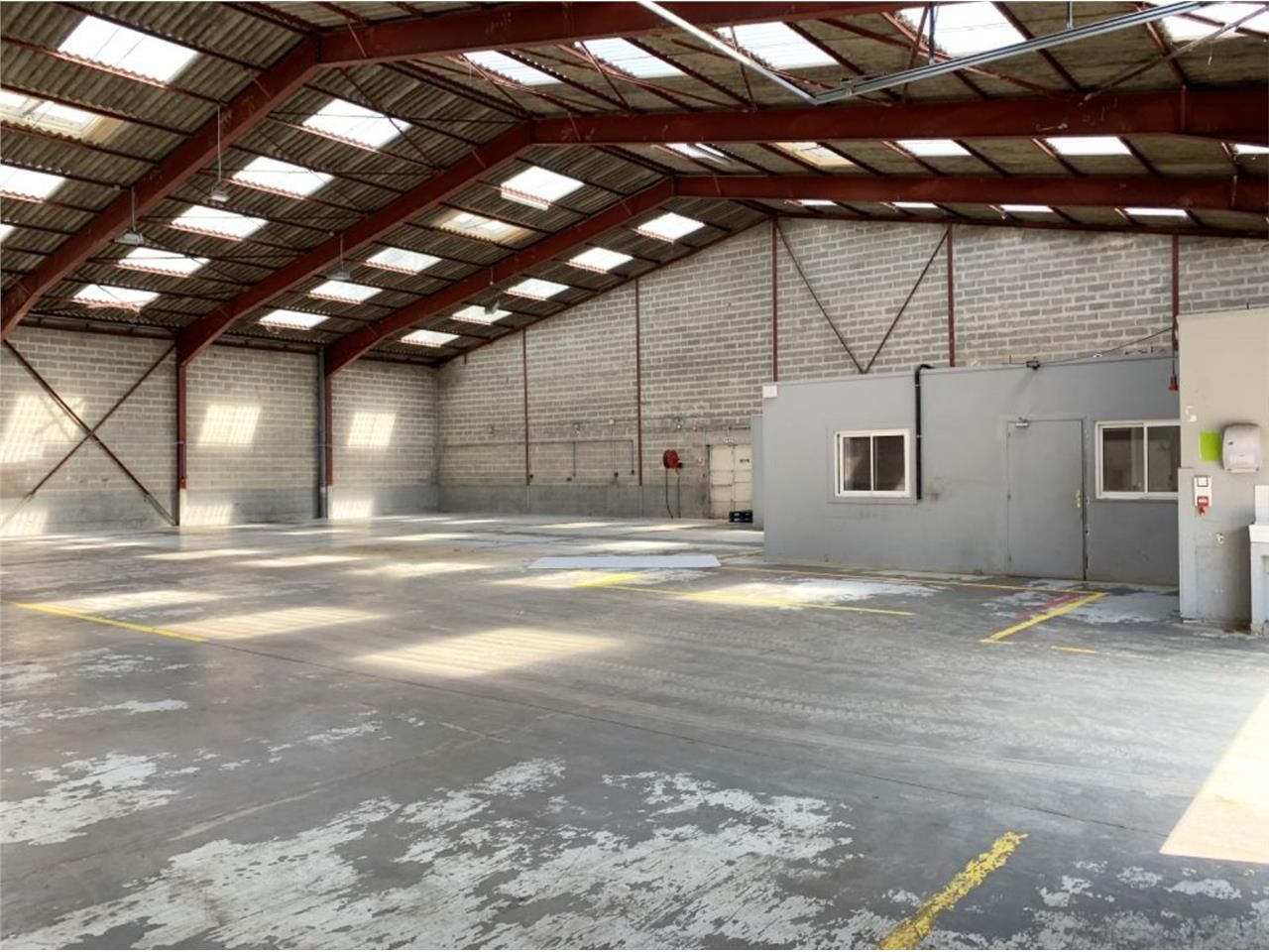 CBRE vous propose à louer, un entrepôt/local d'ac