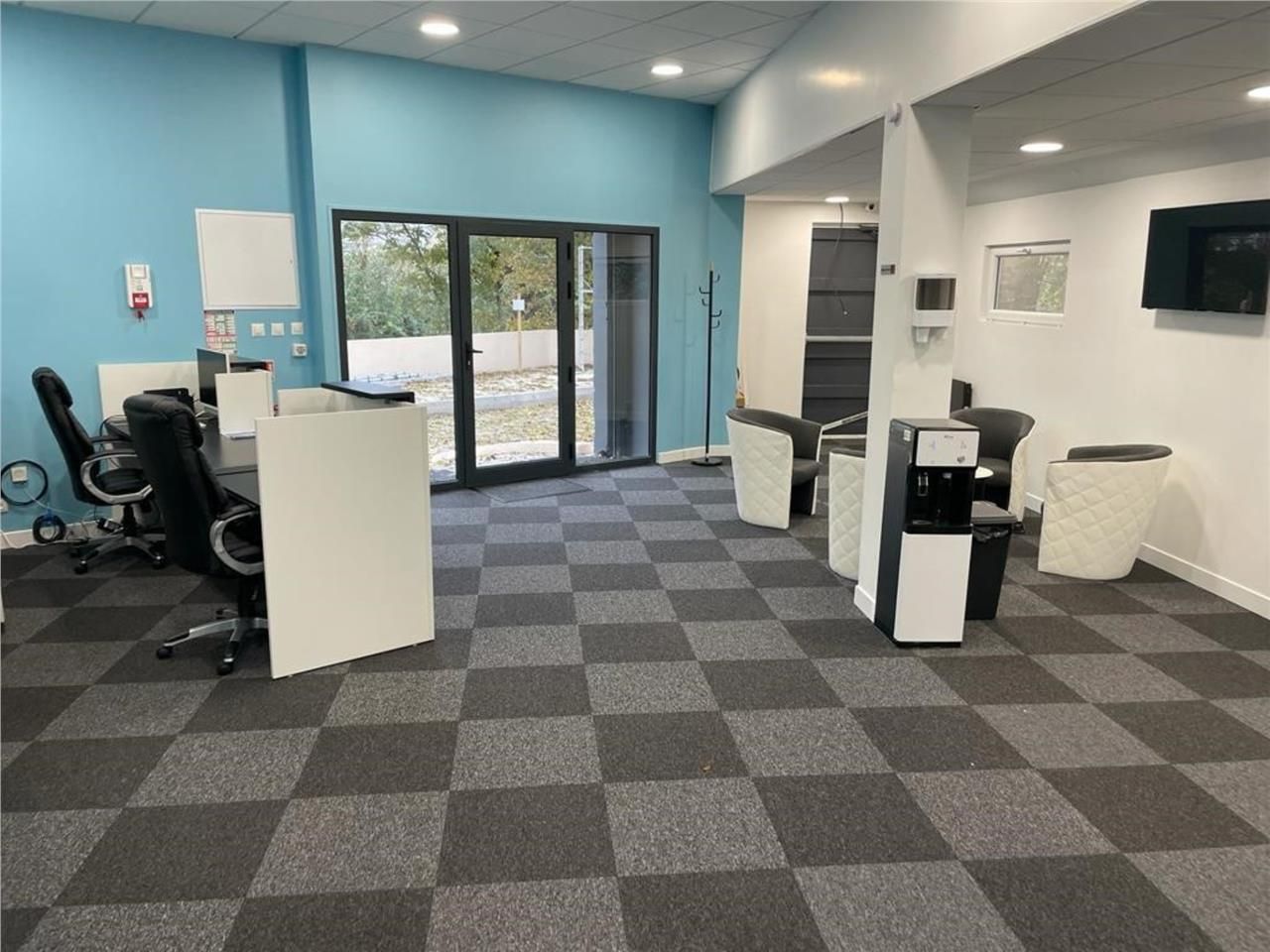 Rare sur le secteur ! CBRE vous propose à louer, 