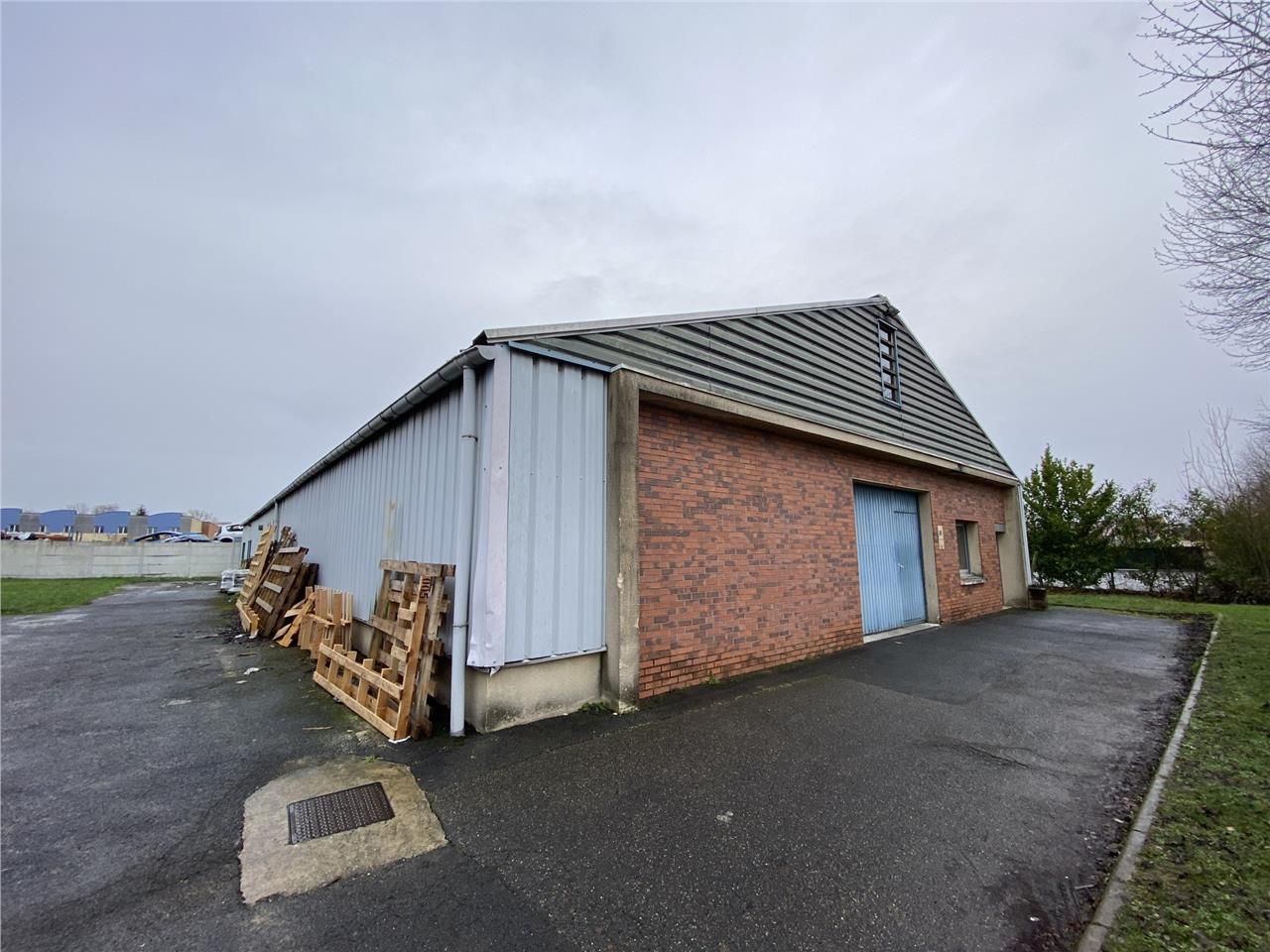 CBRE vous propose à vendre un bâtiment indépendan