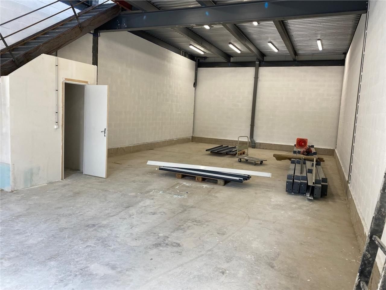 CBRE vous propose à louer un entrepôt/local d'act