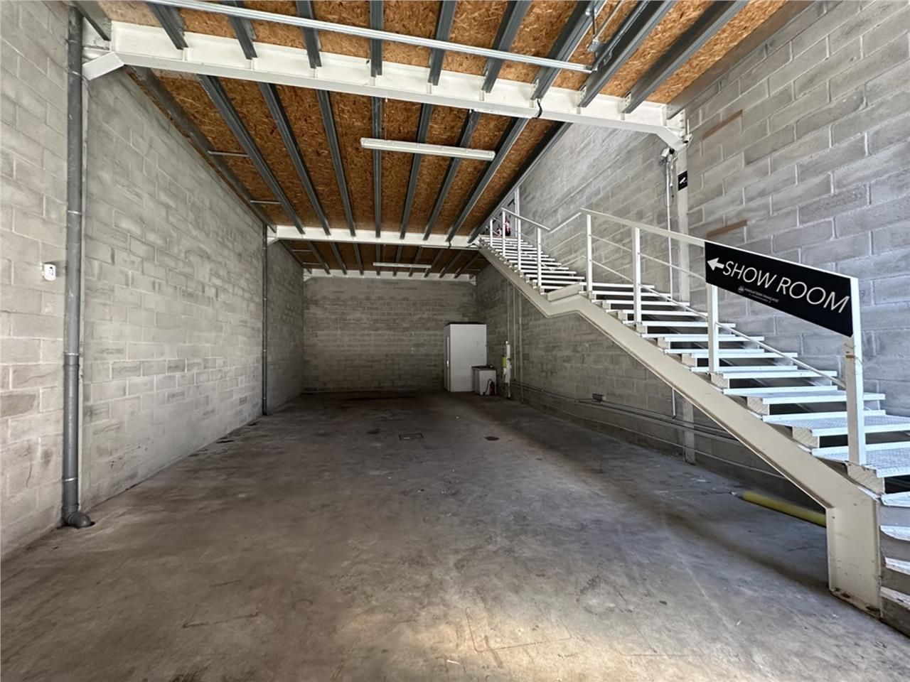 LOGISTIQUE URBAINE - CBRE vous propose à louer un