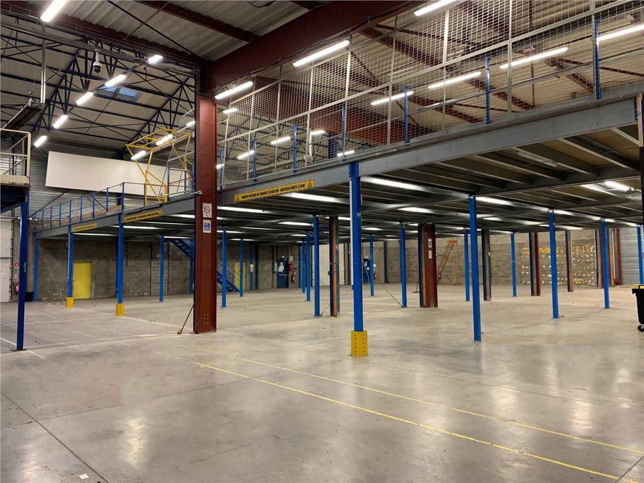 CBRE vous propose à vendre ou à louer un entrepôt