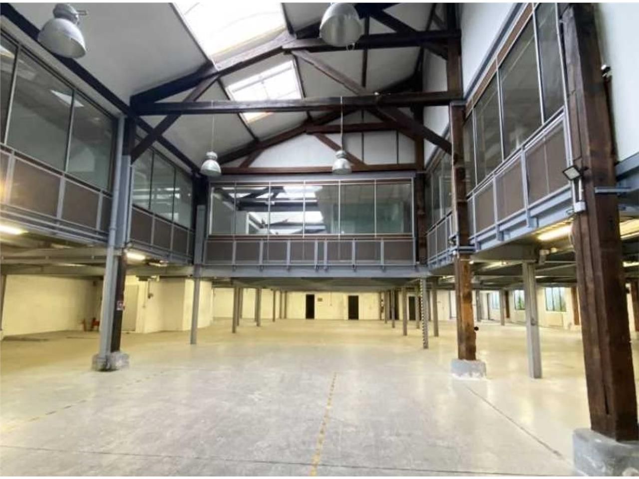 Rare sur le secteur ! CBRE vous propose à vendre 