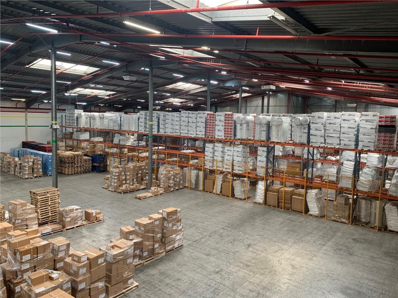 CBRE vous propose à louer, un entrepôt/local d'ac