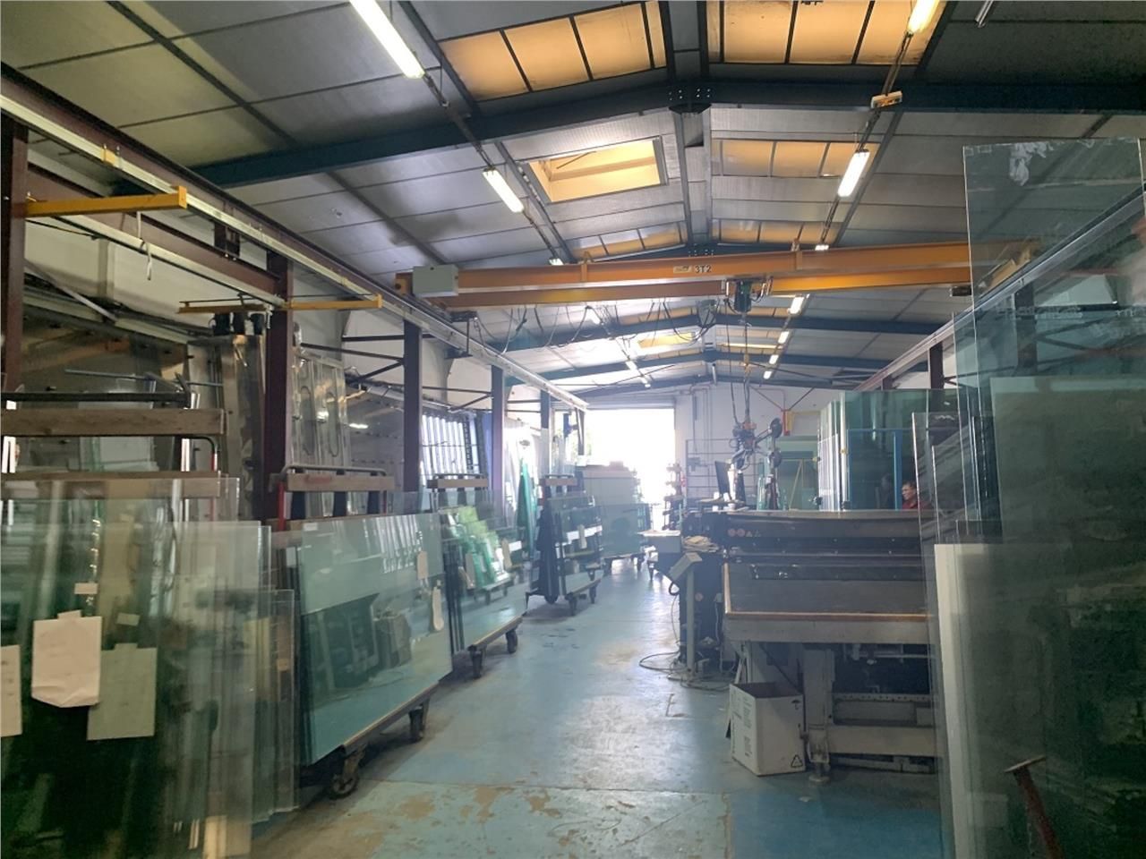 LOGISTIQUE URBAINE - CBRE vous propose à vendre, 