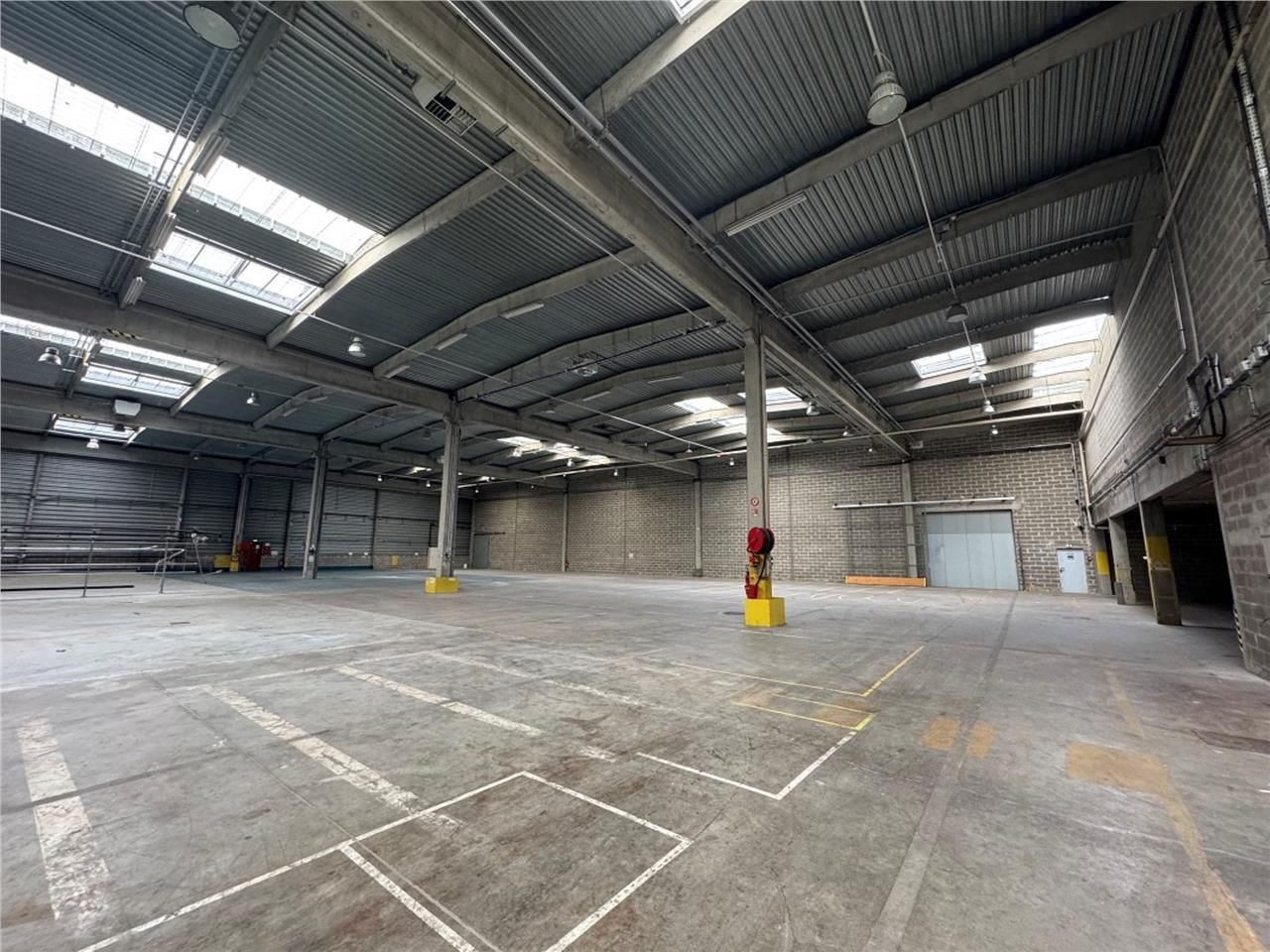 CBRE vous propose à louer un entrepôt/local d'act