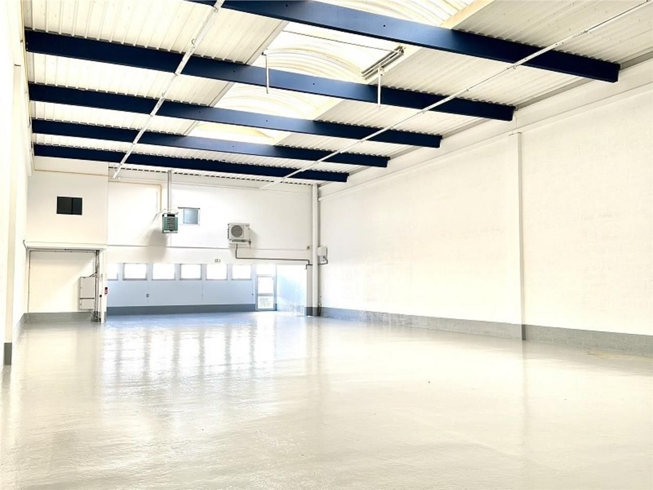 CBRE vous propose à louer des cellules de stockag