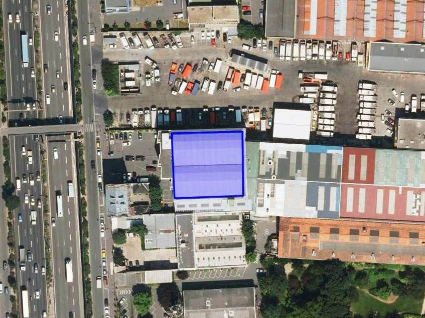 CBRE vous propose à louer, des locaux d'activités