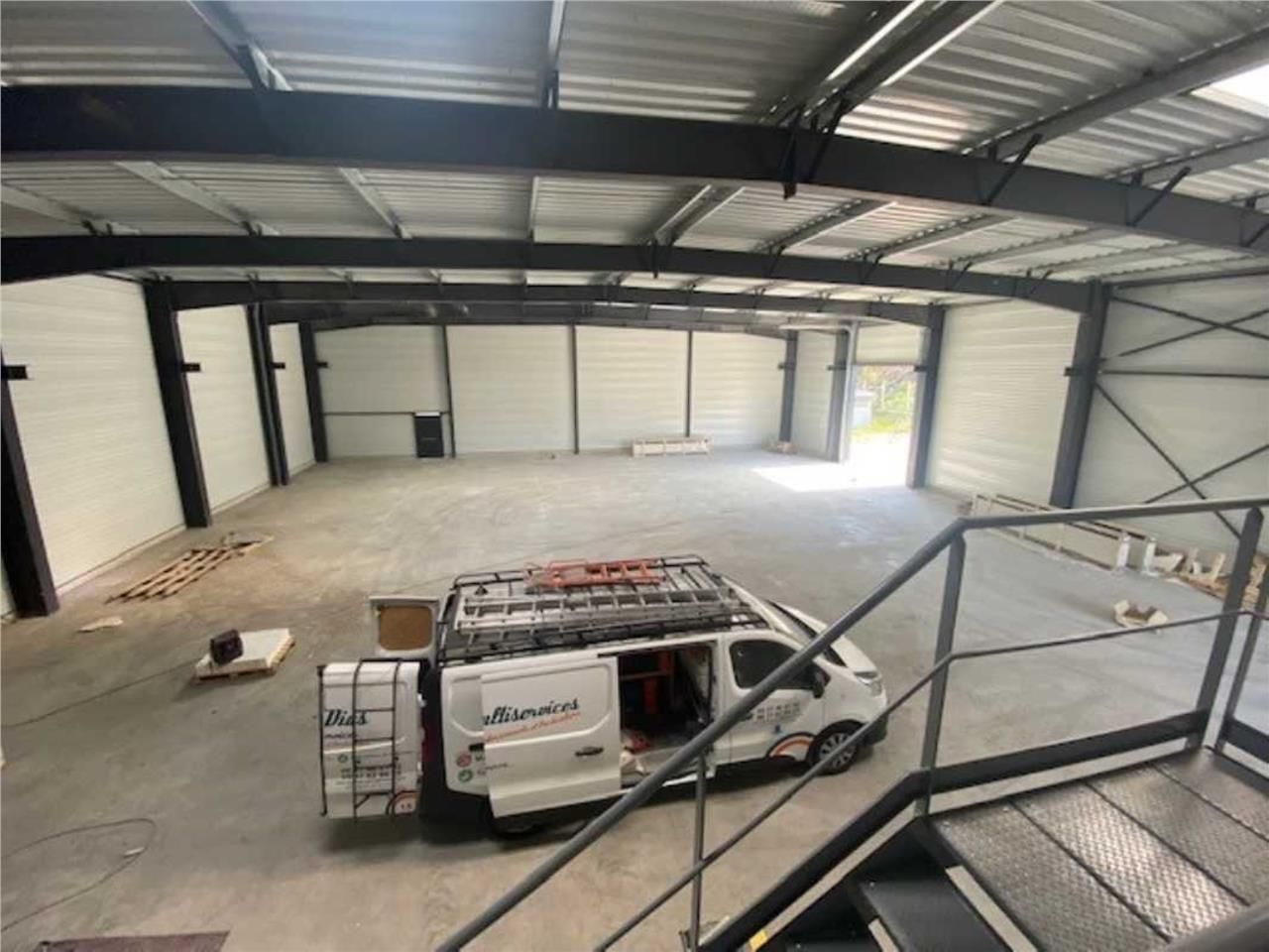 CBRE vous propose à vendre un entrepôt/local d'ac