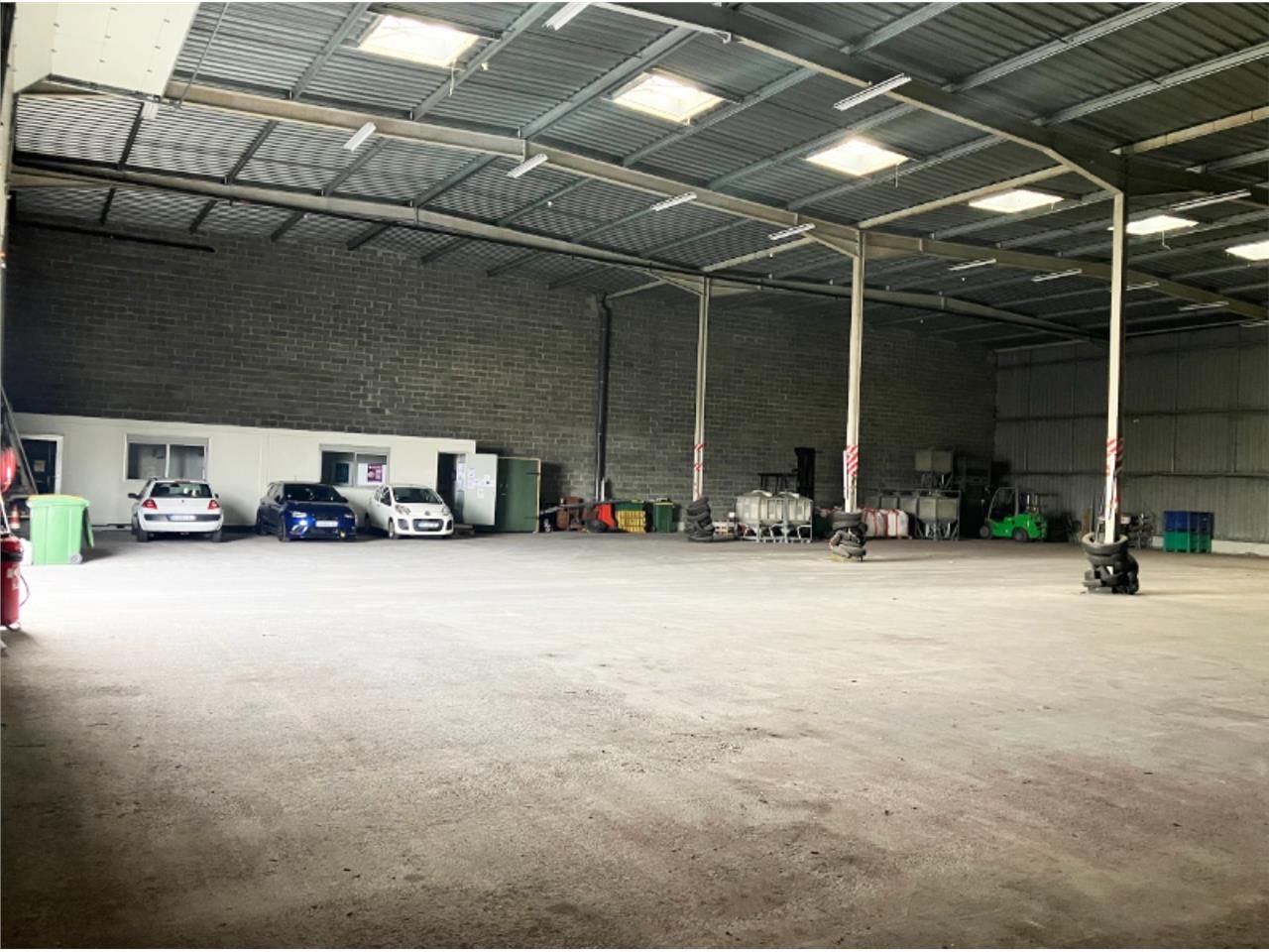 CBRE vous propose à louer un entrepôt/local d'act