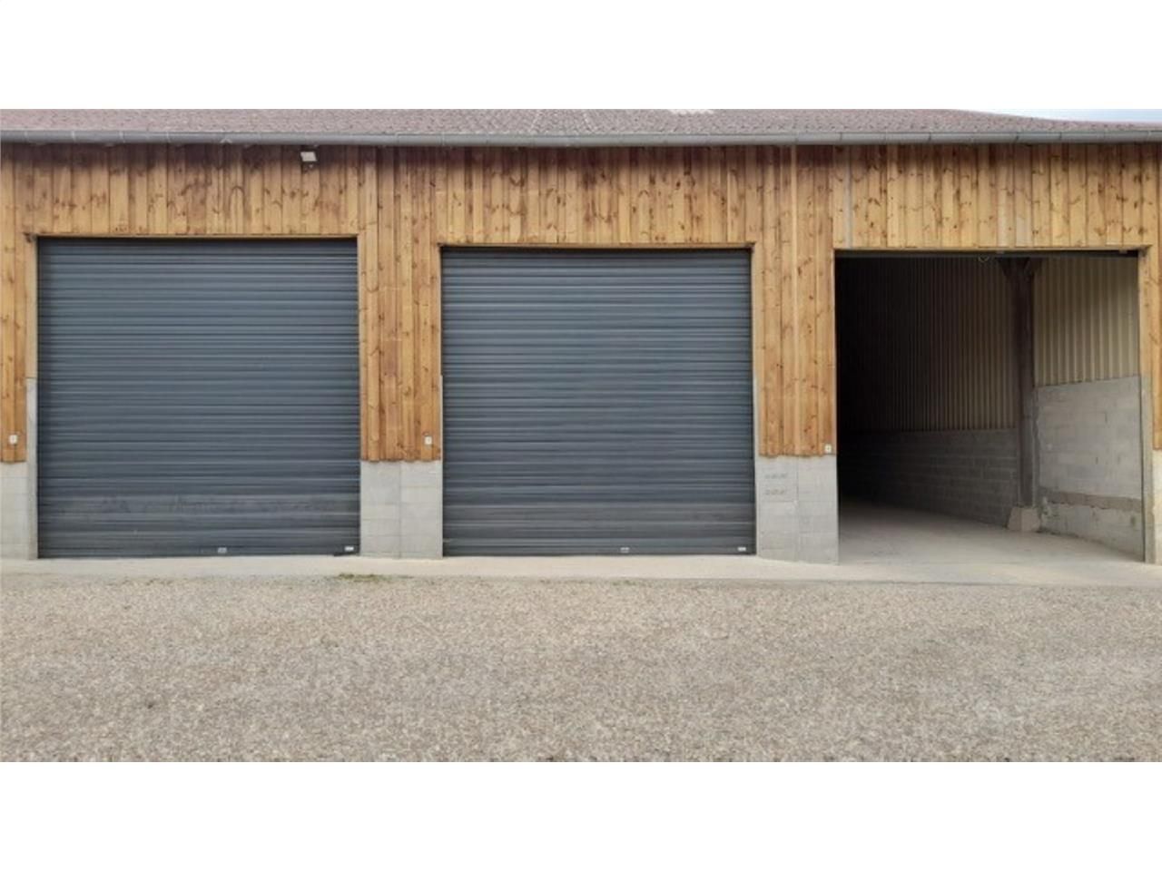 CBRE vous propose à louer, un entrepôt/local d'ac