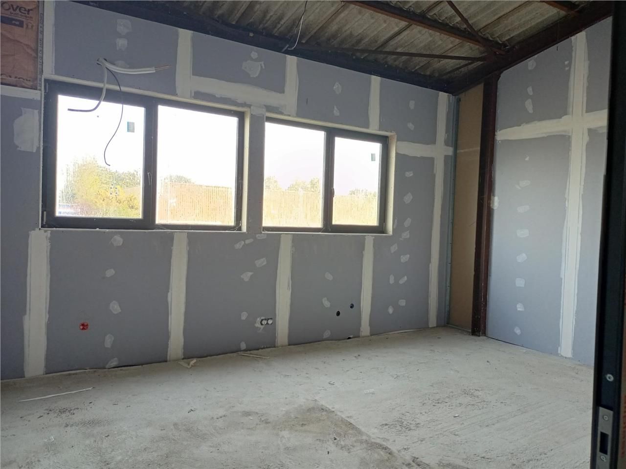 CBRE vous propose à louer, un entrepôt/local d'ac