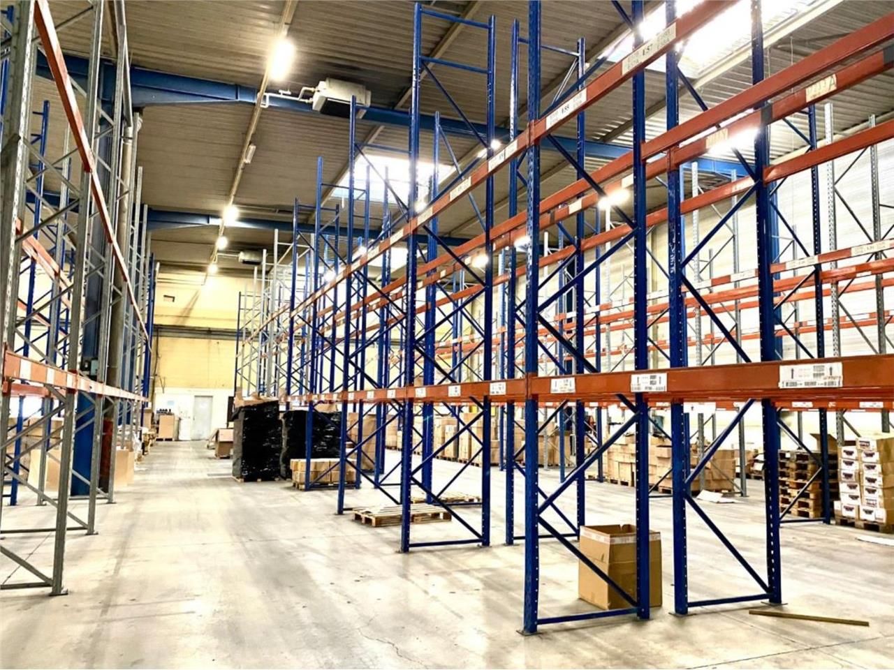 CBRE vous propose à louer, un entrepôt/local d'ac