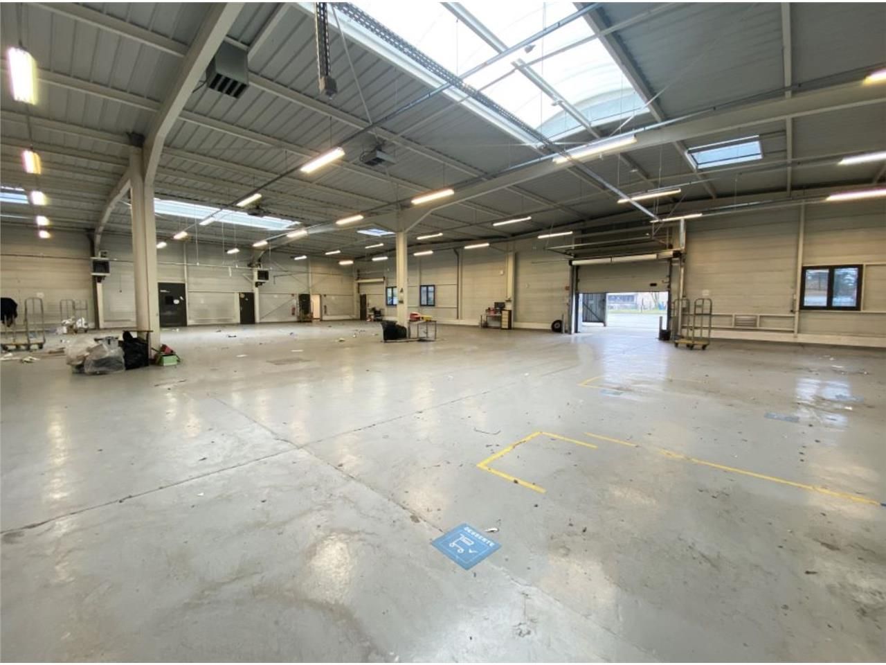 CBRE vous propose à louer un entrepôt/local d'act