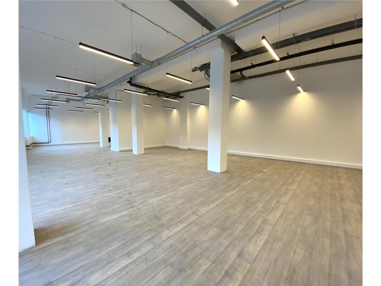 Rare sur le marché! CBRE vous propose à louer, de