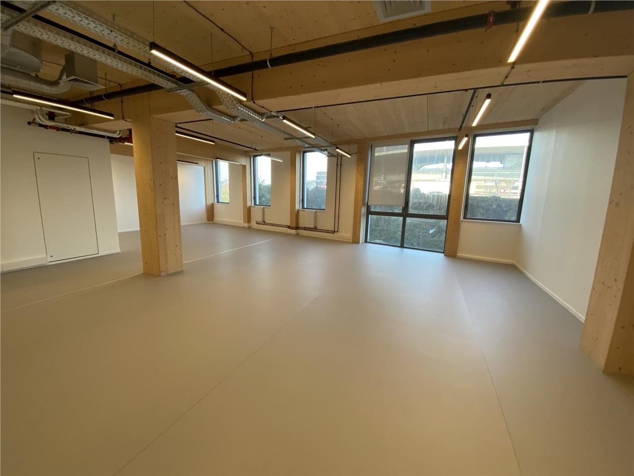 Rare sur le marché! CBRE vous propose à louer, de