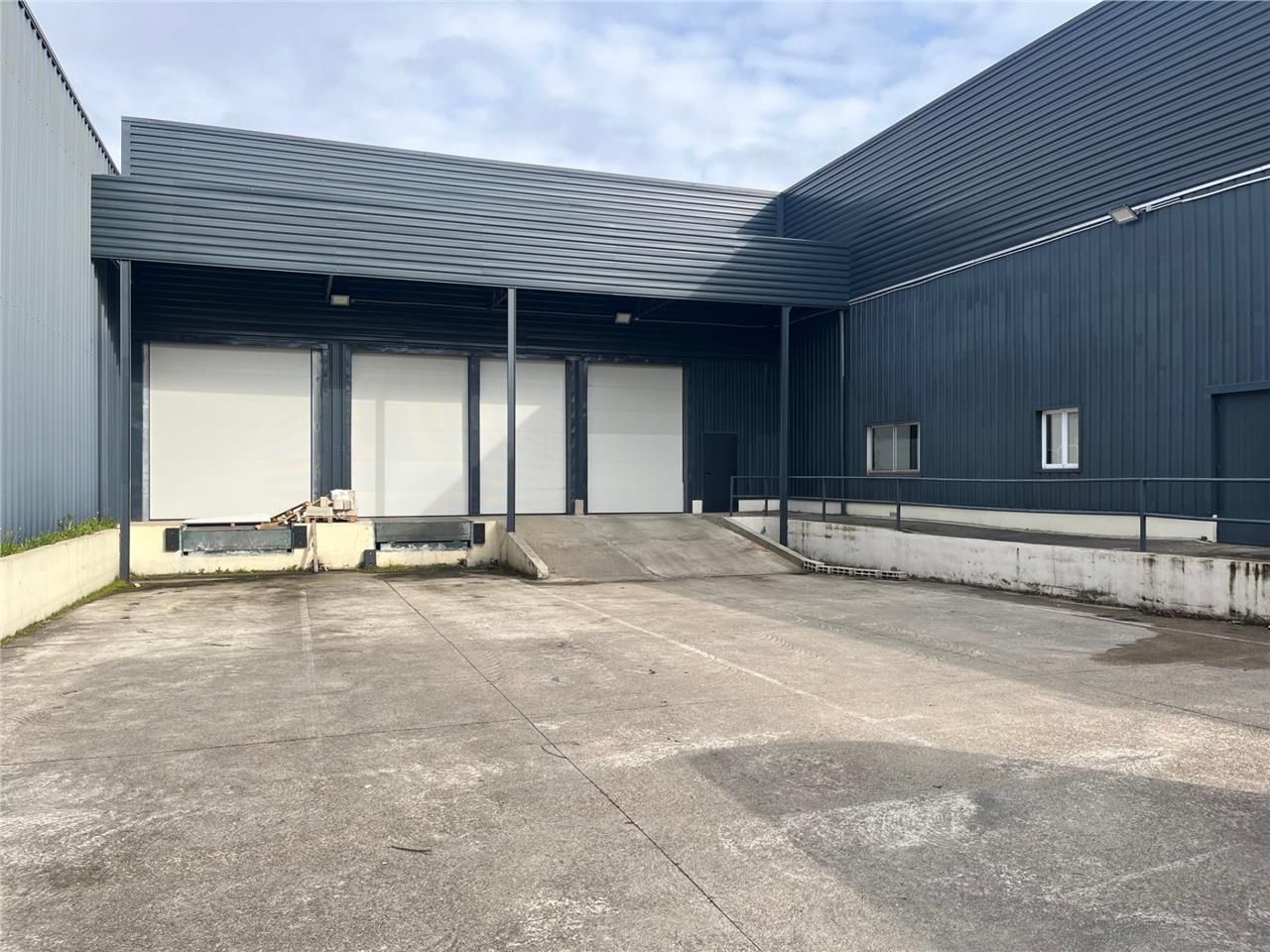 CBRE vous propose à louer un entrepôt/local d'act