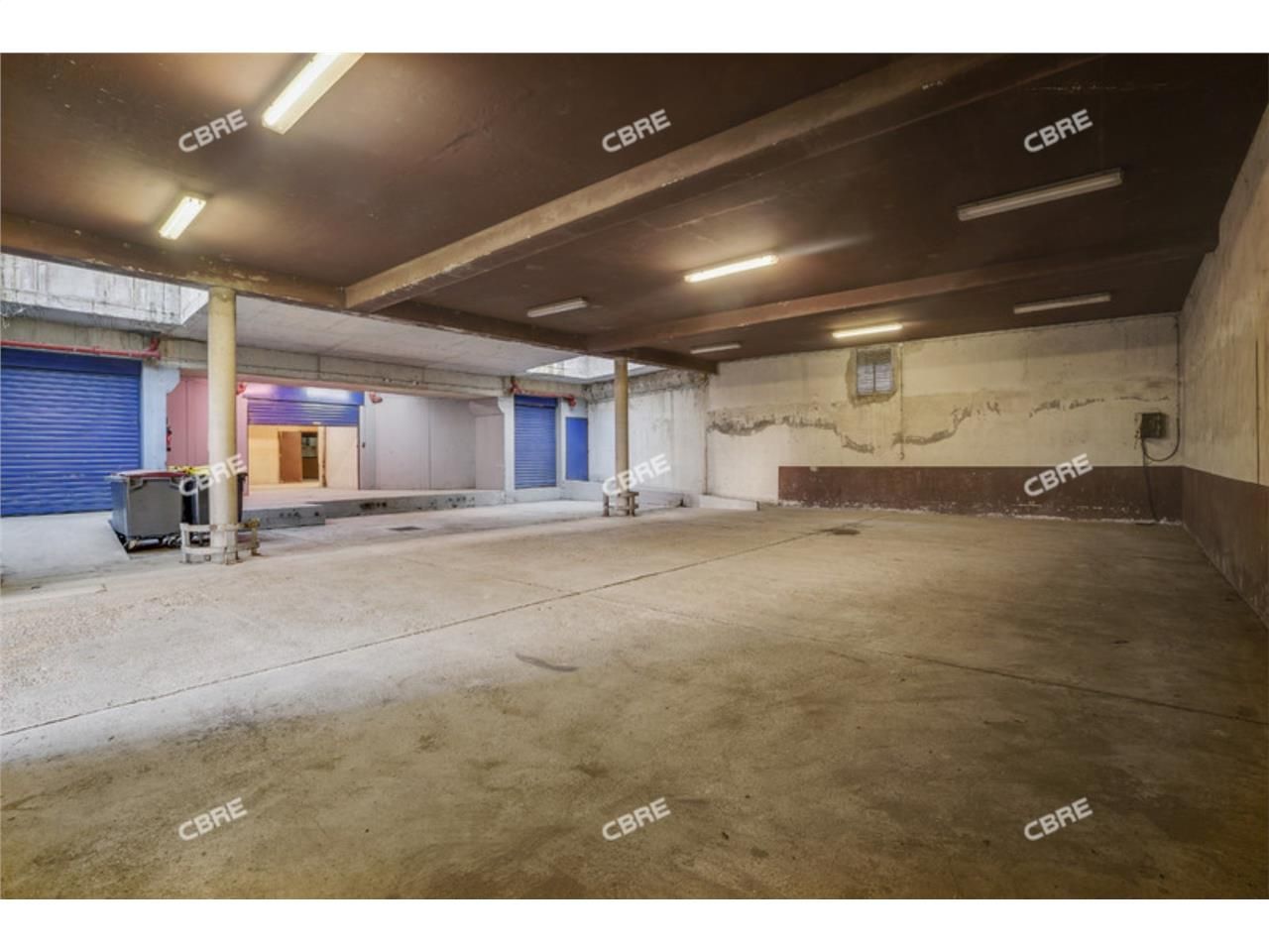 CBRE vous propose à louer, un entrepôt/local d'ac