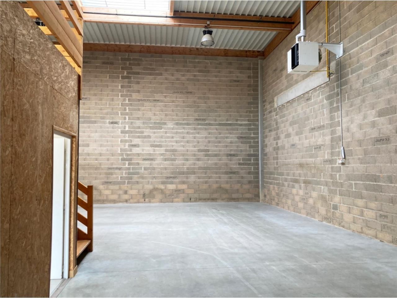 A LOUER - CBRE vous propose sur la zone industrie