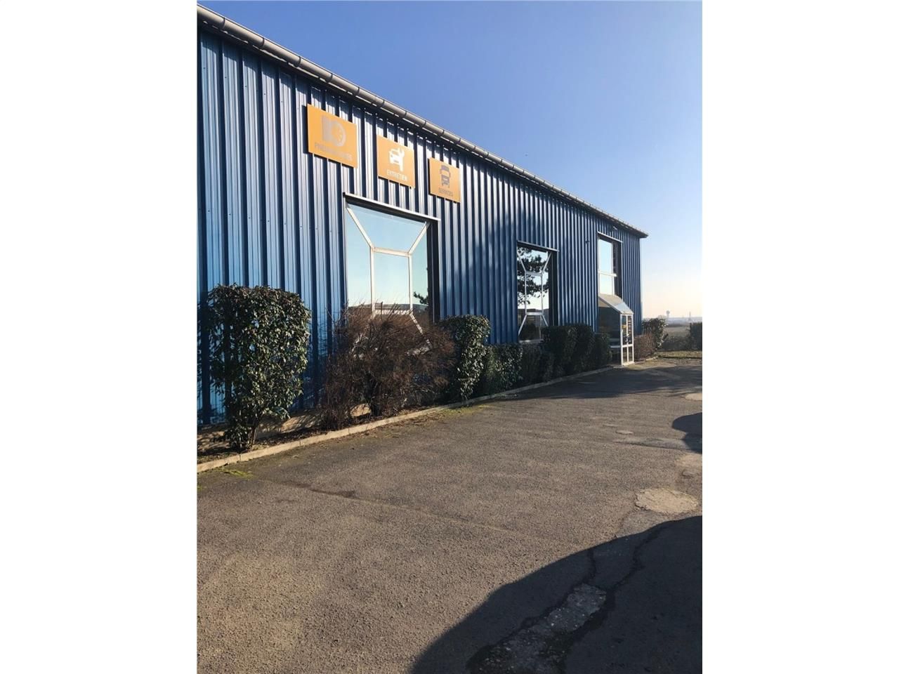 Rare sur le secteur ! CBRE vous propose à vendre,