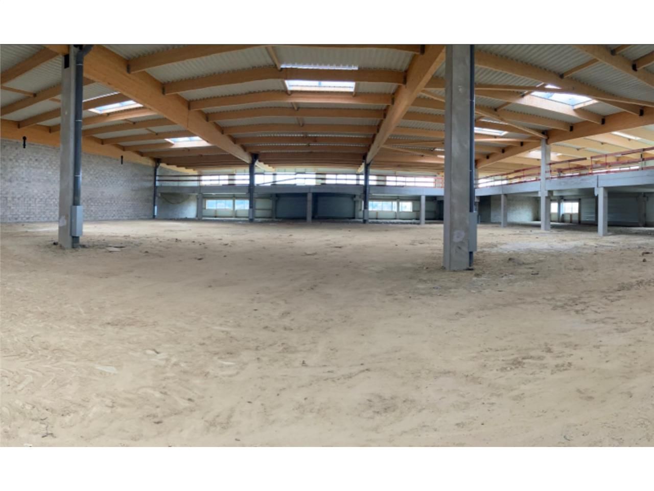 CBRE vous propose à vendre, un bâtiment indépenda