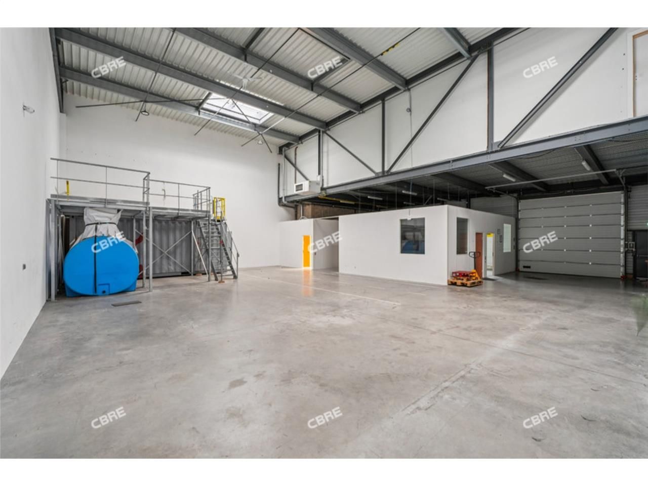 Rare sur le marché ! CBRE vous propose à louer, d