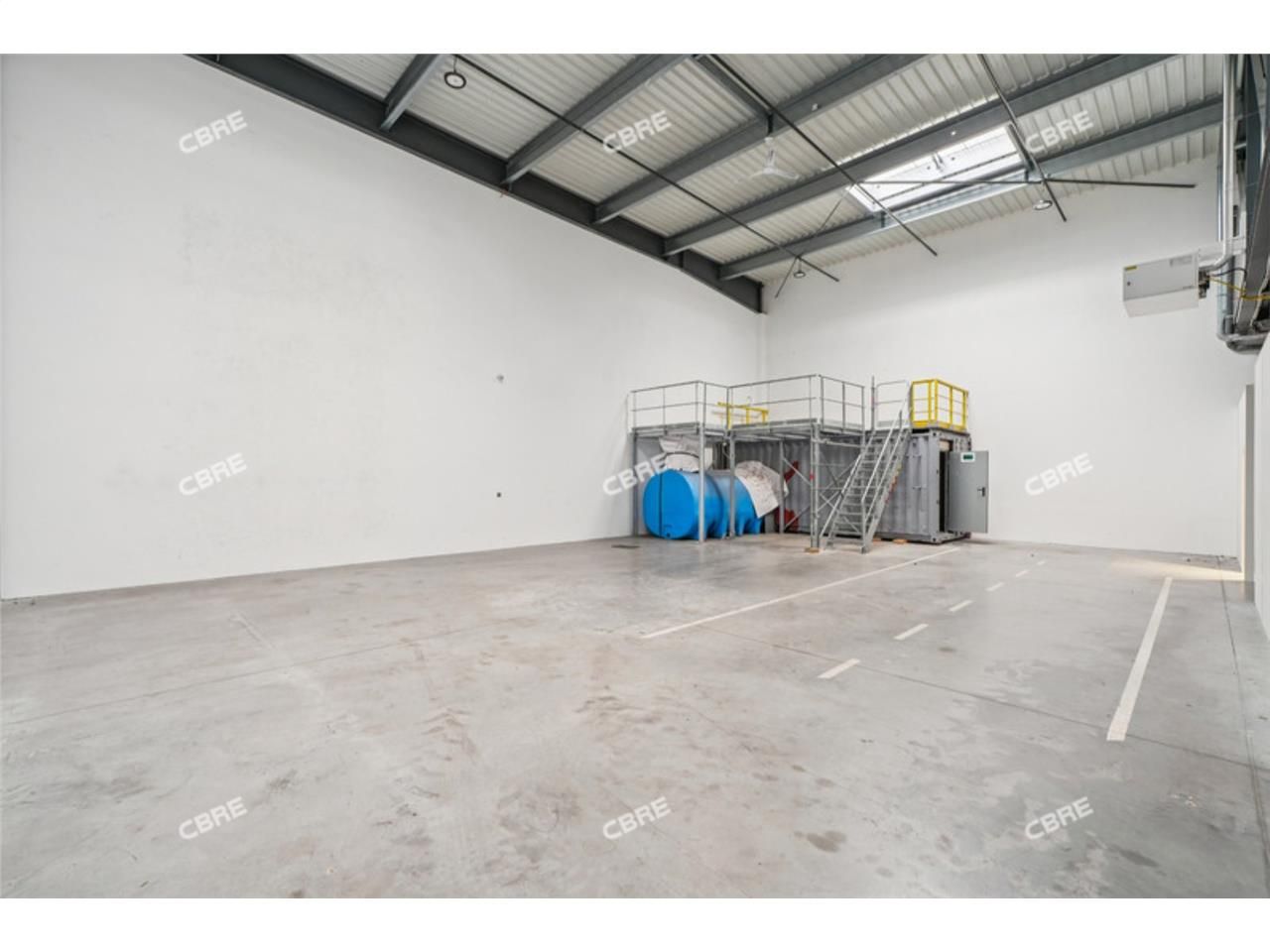 Rare sur le marché ! CBRE vous propose à louer, d