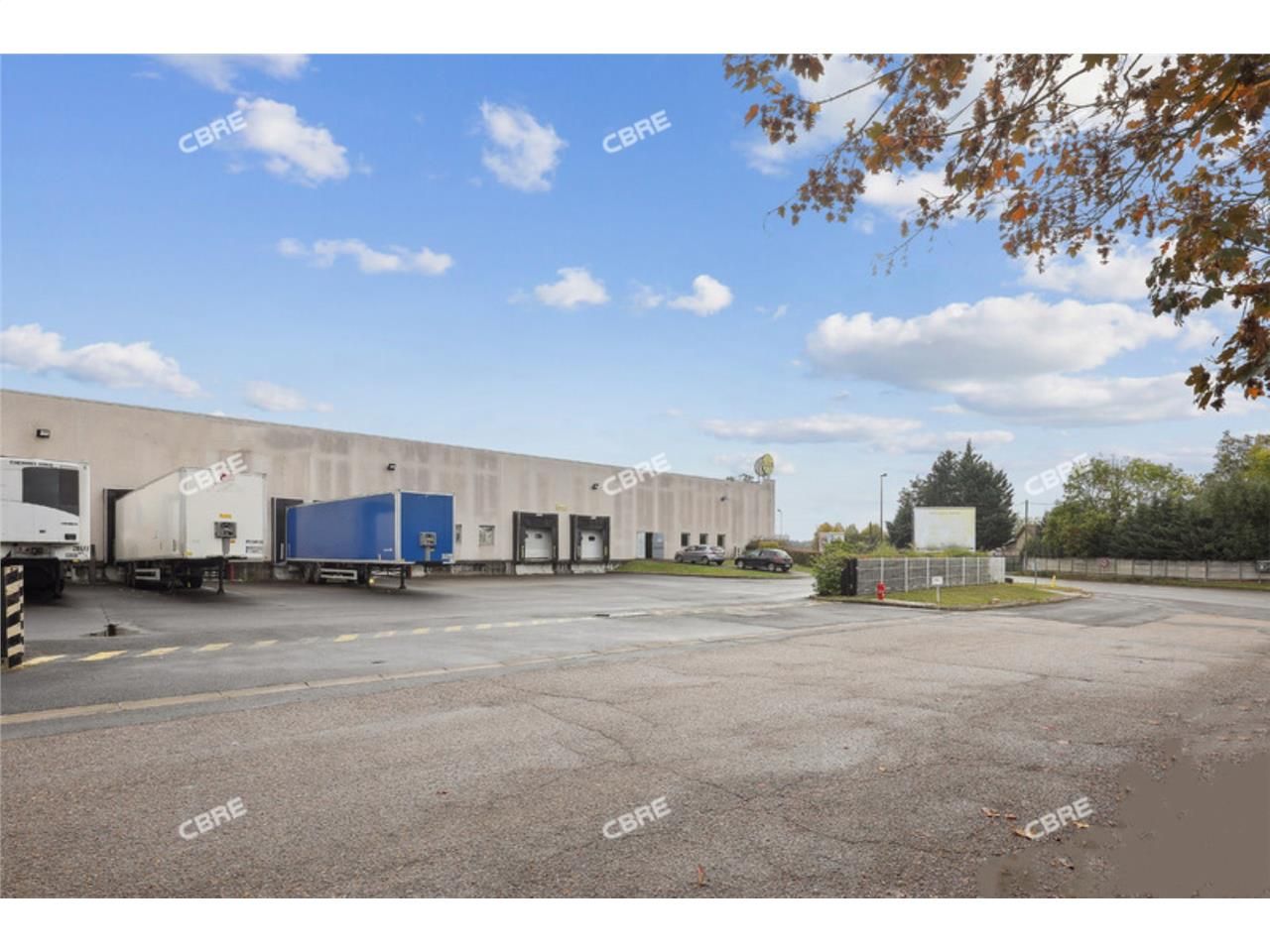 CBRE vous propose à louer un bâtiment indépendant