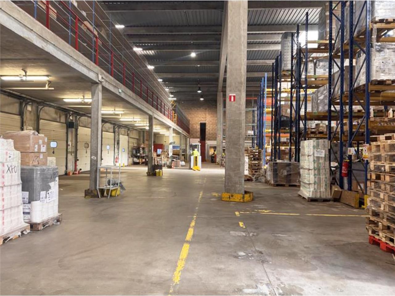 CBRE vous propose à louer, un entrepôt/local d'ac