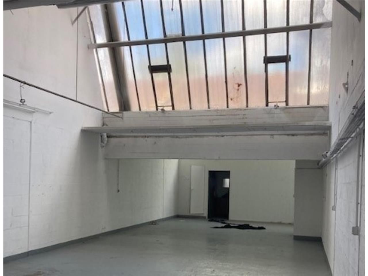 LOGISTIQUE URBAINE - Rare sur le marché ! CBRE vo