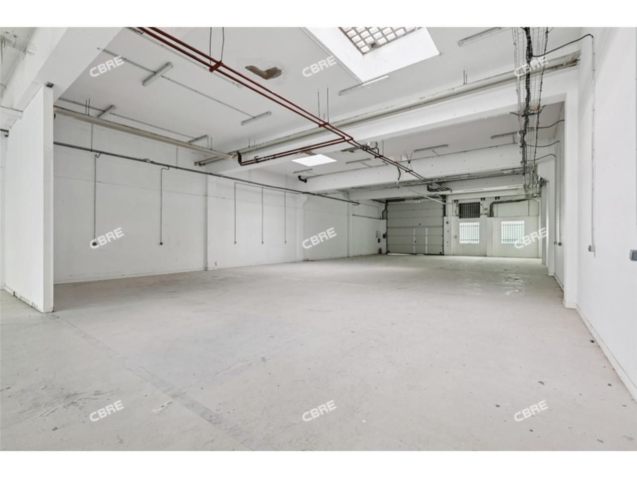 Rare sur le secteur ! CBRE vous propose à louer, 