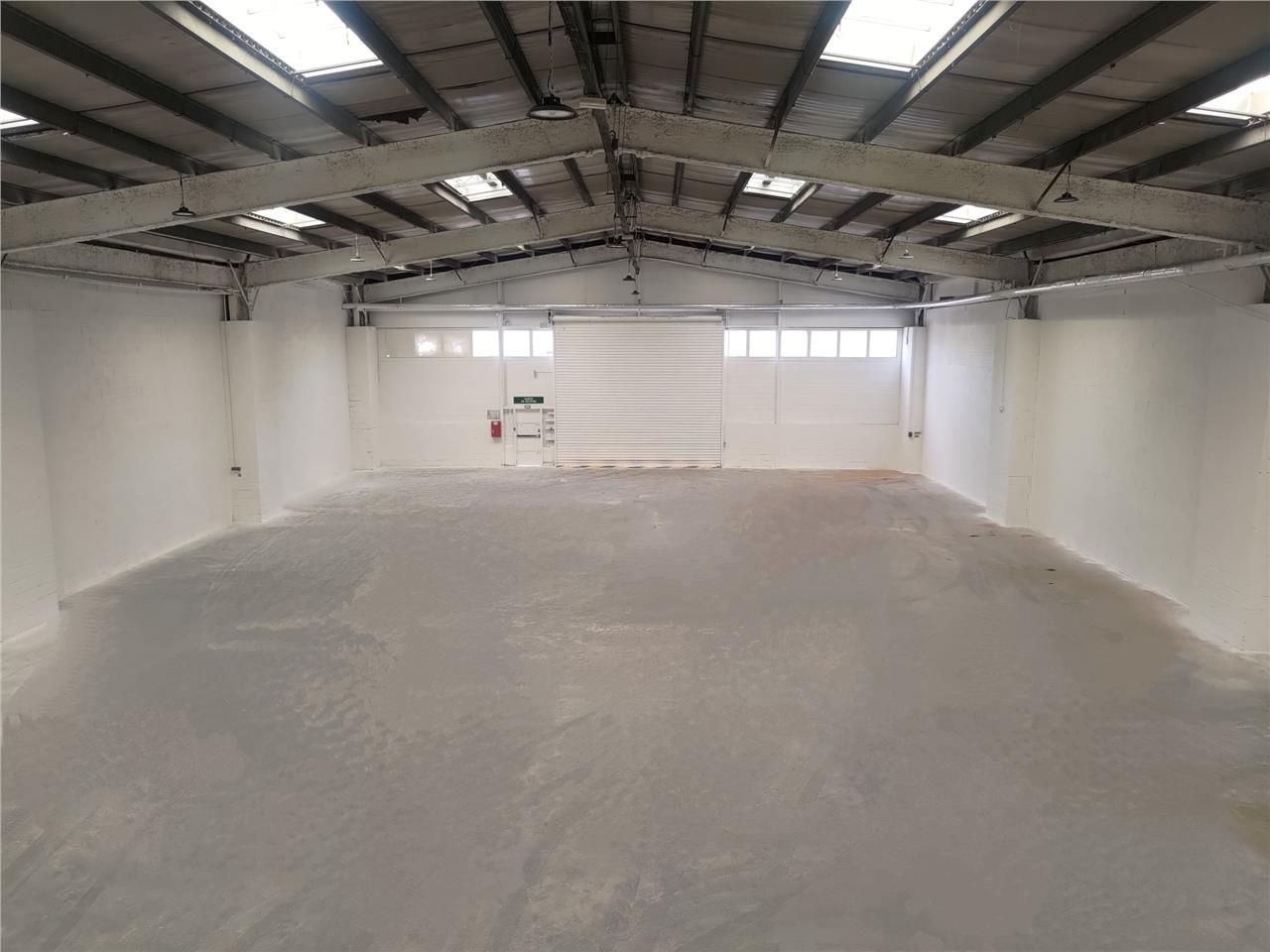 CBRE vous propose à louer, un local d'activités s