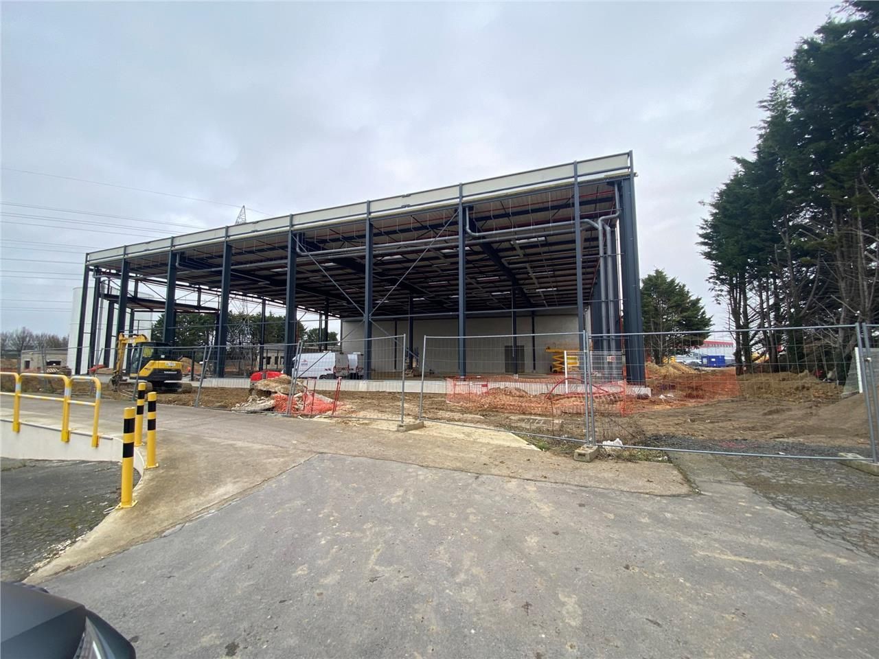 CBRE vous propose à louer,  un bâtiment indépenda