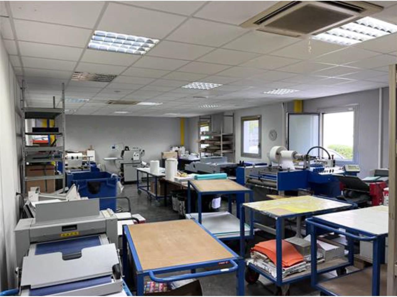 CBRE vous propose à louer, un entrepôt/local d'ac