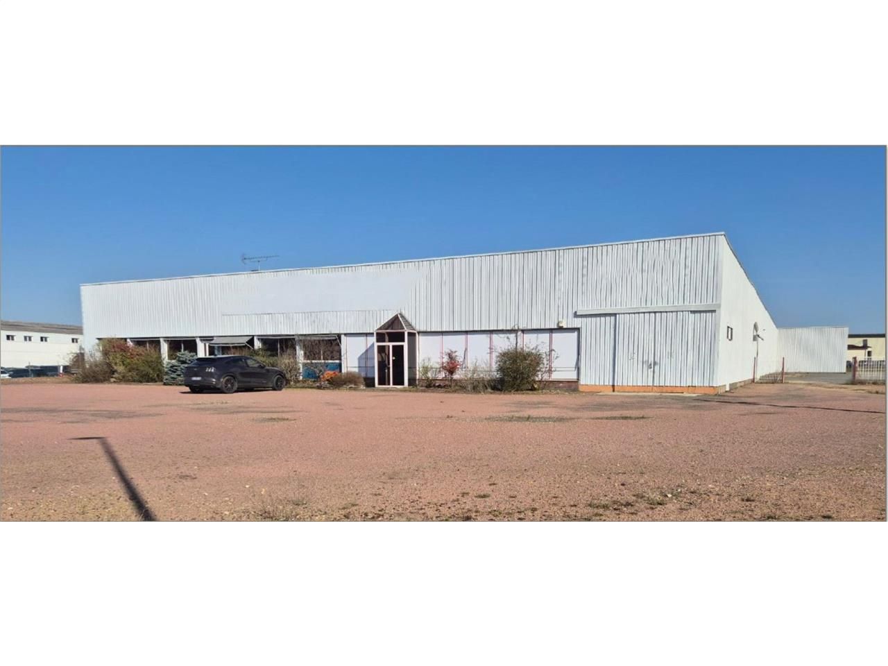 CBRE vous propose à vendre ou louer un entrepôt/l