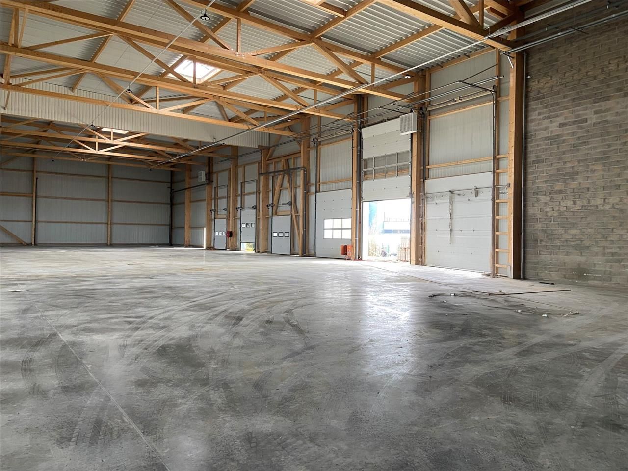 CBRE vous propose à louer, deux lots à usage d'ac