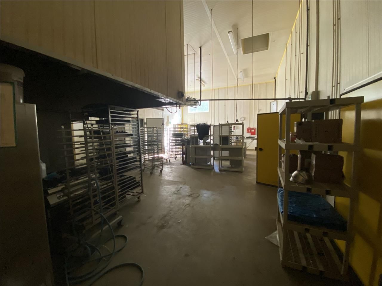 CBRE vous propose à louer, un bâtiment indépendan