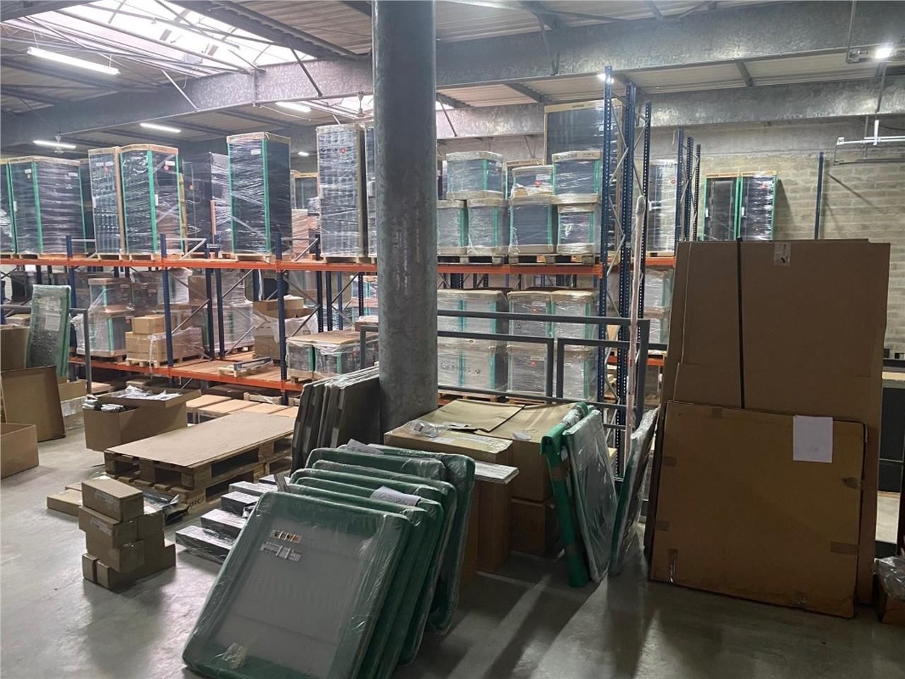 CBRE vous propose à louer un entrepôt/local d'act