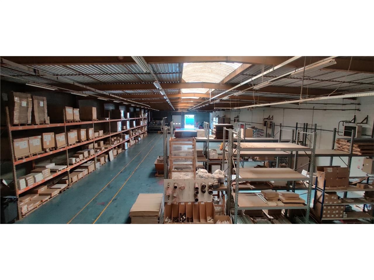 CBRE vous propose à louer, un entrepôt situé sur