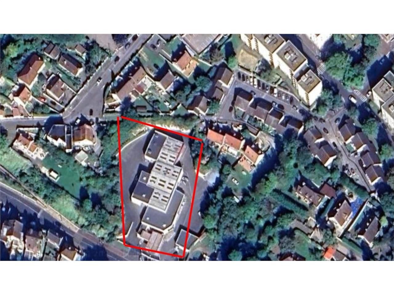 CBRE vous propose à vendre, un bâtiment indépenda