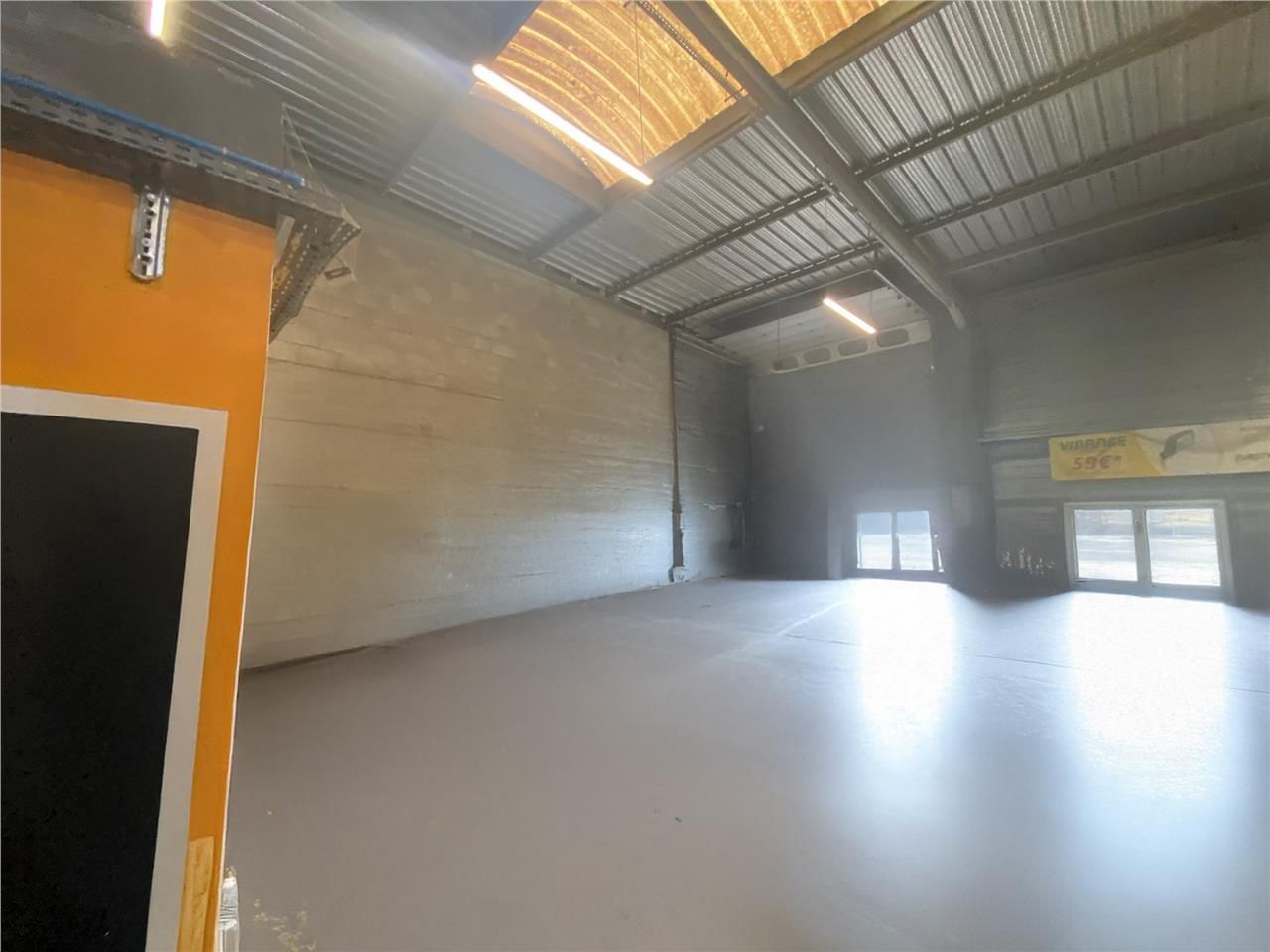 CBRE vous propose à vendre, en investissement un 