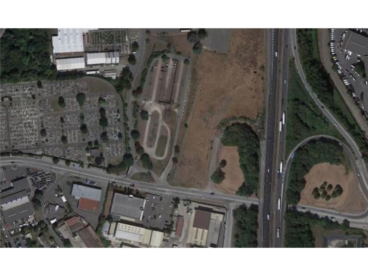 CBRE vous propose à vendre ou à louer, un entrepô